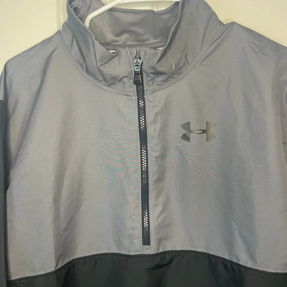Under Armour Gray and Black Half-Zip Pullover/Windbreaker